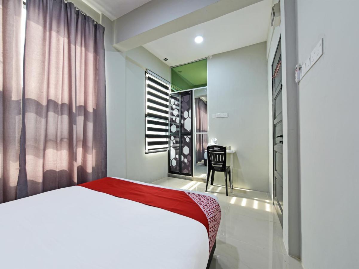 Oyo 90594 Hotel Casalink Paka Eksteriør bilde