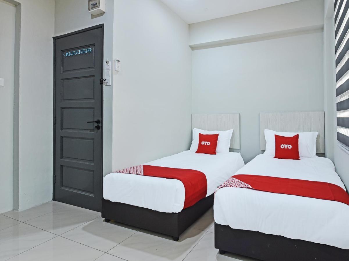 Oyo 90594 Hotel Casalink Paka Eksteriør bilde