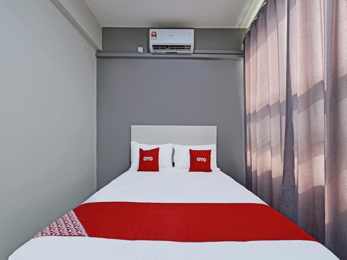 Oyo 90594 Hotel Casalink Paka Eksteriør bilde