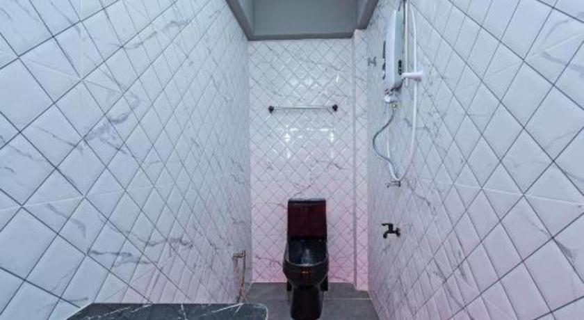 Oyo 90594 Hotel Casalink Paka Eksteriør bilde