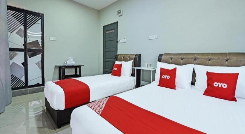 Oyo 90594 Hotel Casalink Paka Eksteriør bilde