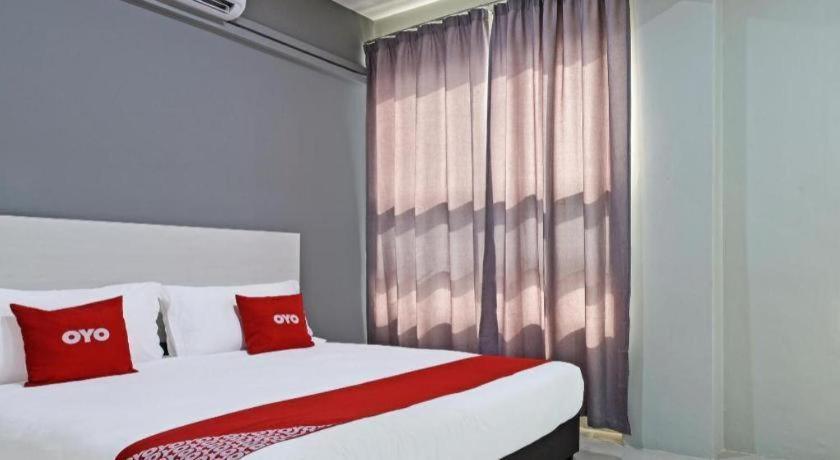 Oyo 90594 Hotel Casalink Paka Eksteriør bilde