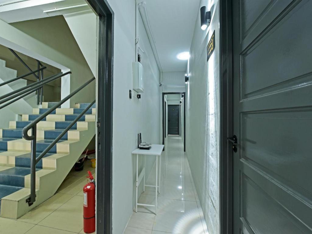 Oyo 90594 Hotel Casalink Paka Eksteriør bilde